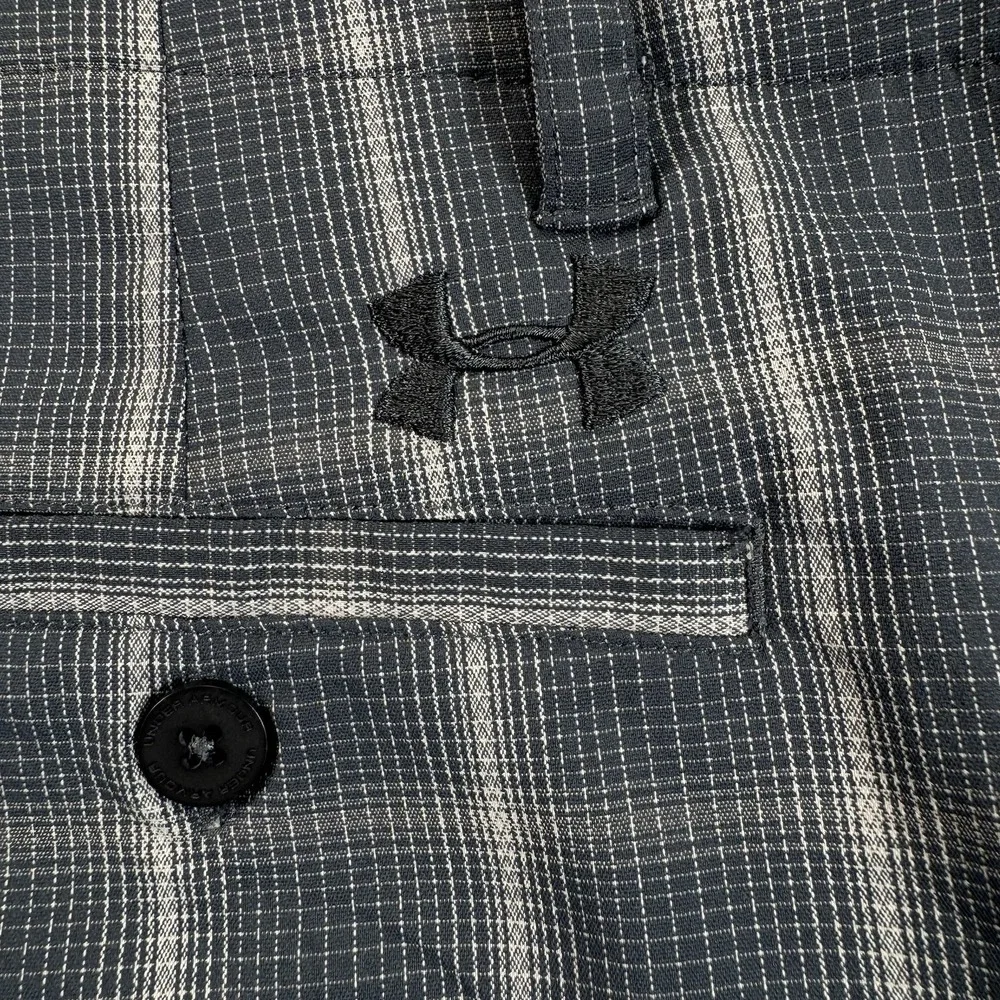 Under Armour Golf Shorts Men's 40 Loose Gray Plaid Performance Stretch Logo